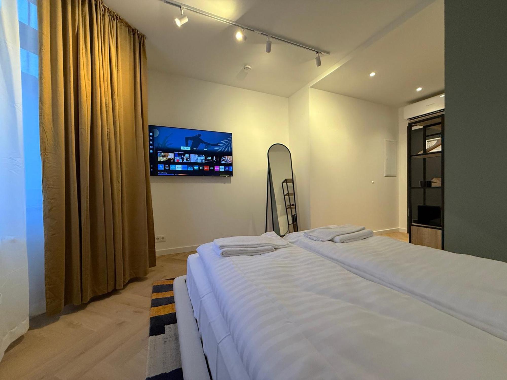 Stayzz By Homyzz - Modern Studios Alsterdorf -Winterhude- Stadtpark Hamburg Eksteriør bilde