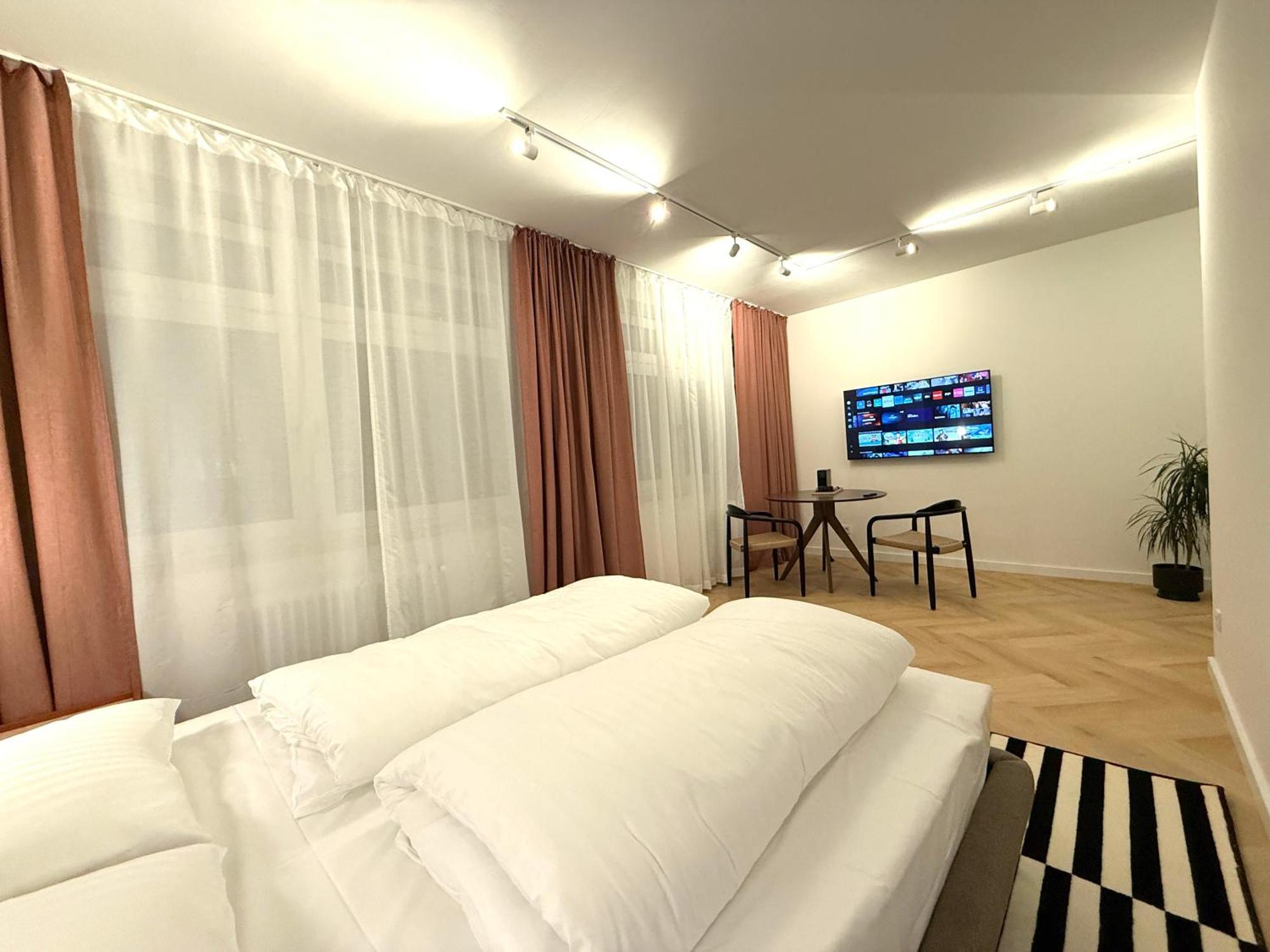 Stayzz By Homyzz - Modern Studios Alsterdorf -Winterhude- Stadtpark Hamburg Eksteriør bilde